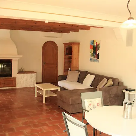 Villa Mas Big Amac